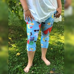 Fun in the Sun Capri Leggings with Pockets